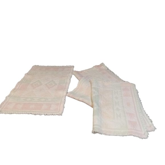 Table Dining Placemats Aztec Design Cloth Like Peach Mint Green White Fringed - Picture 2 of 5